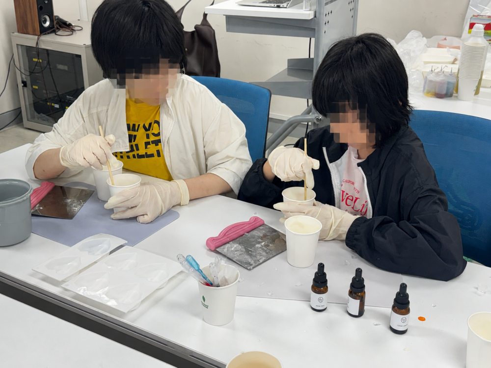 [성인장애인문화지원] 2회차 '하트 보석 비누 만들기' 체험 활동